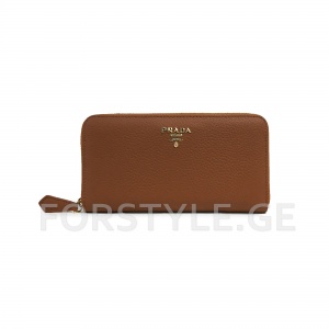 Prada-ს ტყავის საფულე 3404
