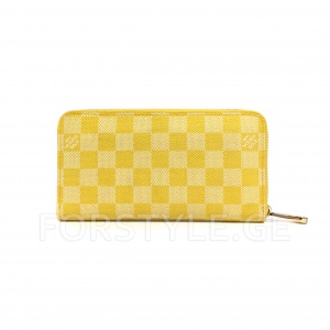 Louis Vuitton-ის ტყავის საფულე 3354