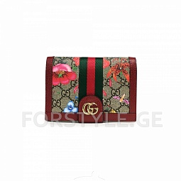 Gucci-ს პასპორტის ჩასადები 3409